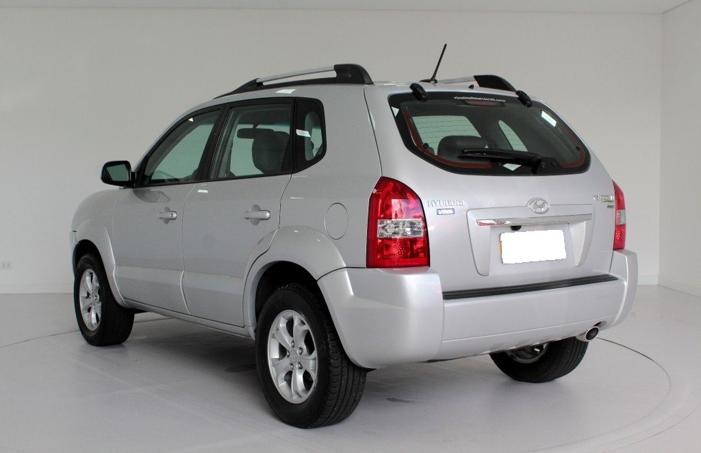 HYUNDAI TUCSON 2.0 GLS FLEX 4P AUTOMÁTICO – 2015 – PRATA
