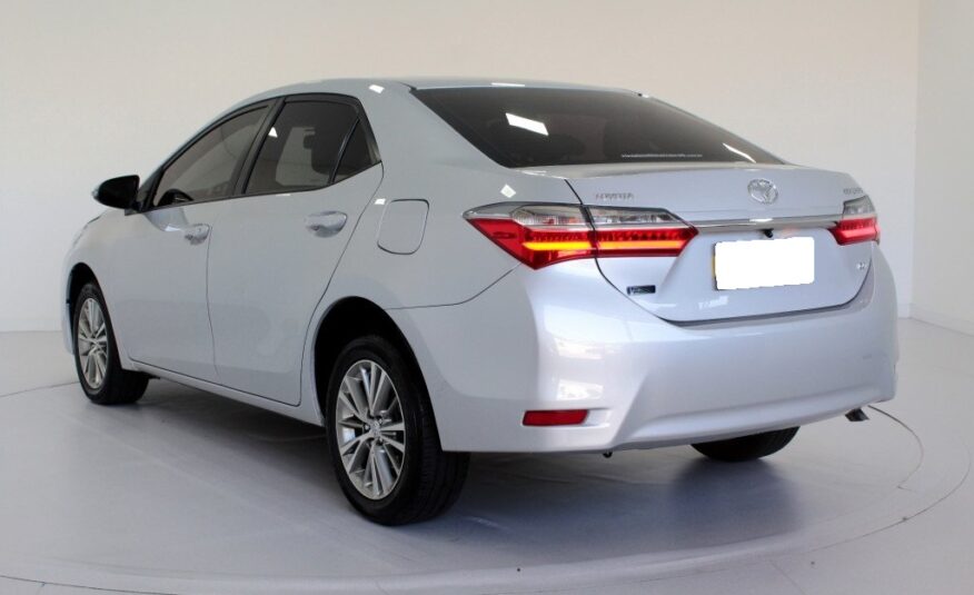 TOYOTA COROLLA 1.8 GLI UPPER FLEX 4P AUTOMÁTICO CVT 7M – 2019 – PRATA