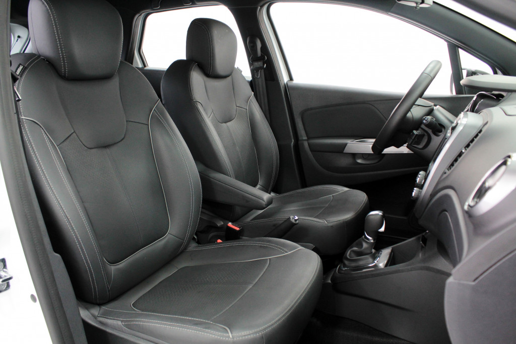 RENAULT CAPTUR 1.6 BOSE FLEX 4P AUTOMÁTICO CVT 6M – 2021 – BRANCO