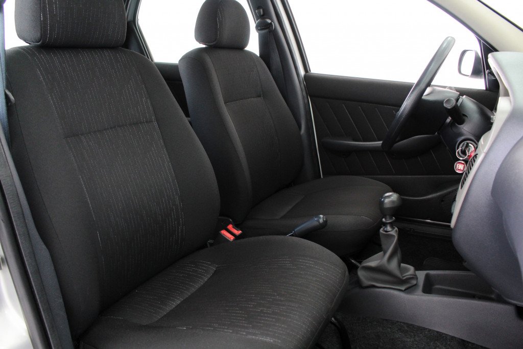 FIAT PALIO 1.0 FIRE FLEX 4P MANUAL – 2011 – PRATA