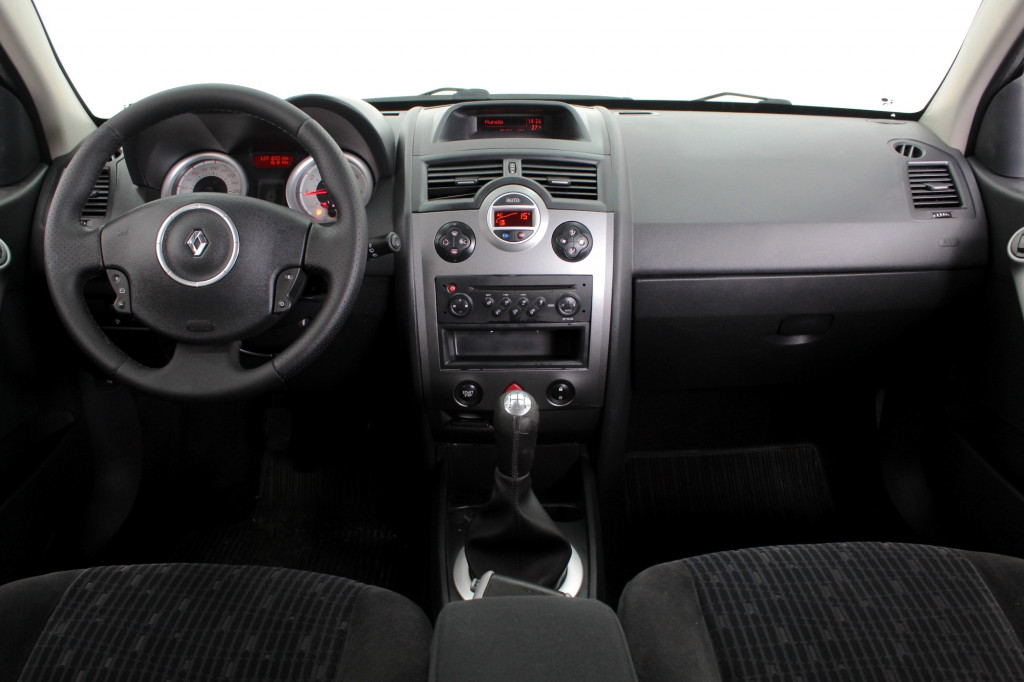 RENAULT MEGANE 1.6 GRAND TOUR DYNAMIQUE 4P MANUAL – 2013 – BRANCO