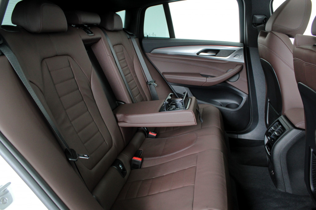 BMW X4 3.0 M40I TWINPOWER AWD 4P AUTOMÁTICO 8M – 2021 – BRANCO (**UNIDADE DISPONÍVEL A PRONTA ENTREGA**)