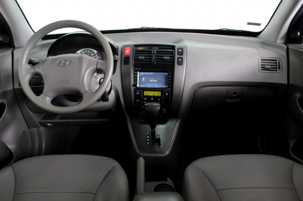 HYUNDAI TUCSON 2.0 GLS FLEX 4P AUTOMÁTICO – 2015 – PRATA